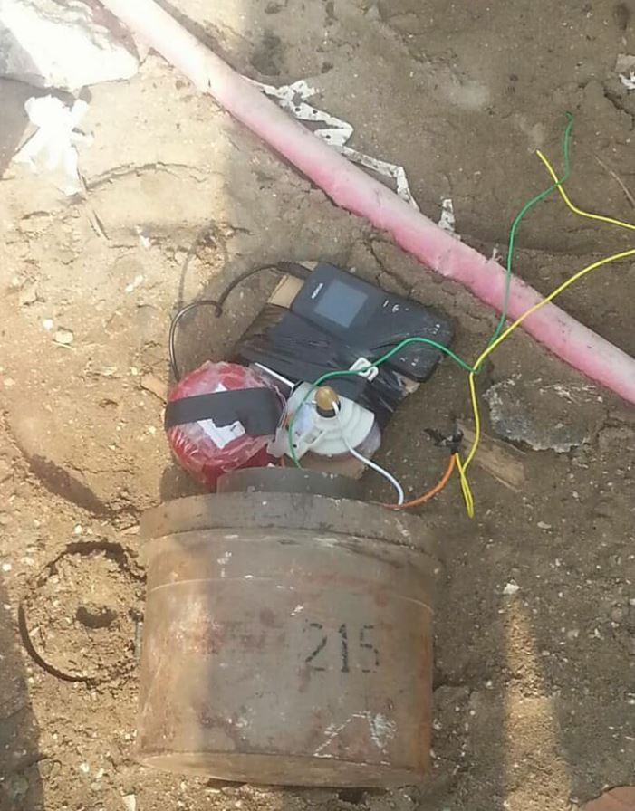 IED planted near a mosque attended by security leaders in Khormaksar #Aden rendered safe by Special Security Forces. #SouthYemen #Yemen (4)