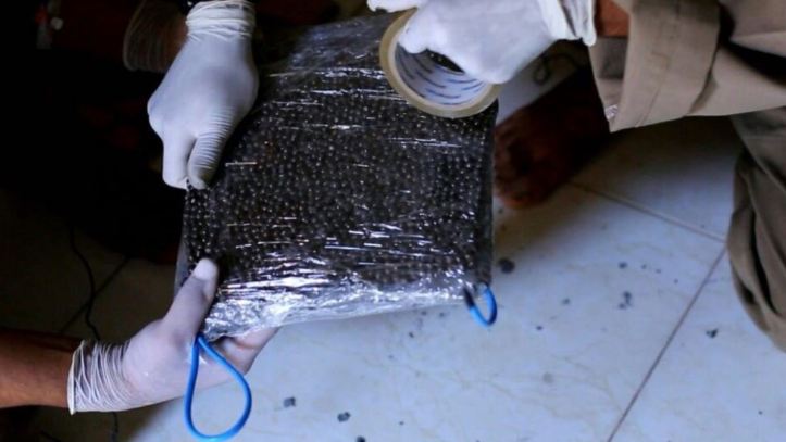 IS shows its production of suicide vests in the Baghdad area. Hundreds of steel ball bearings for shrapnel (4)