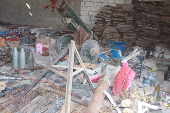 Found the largest factory to manufacture bombs and rockets in Fallujah (23)