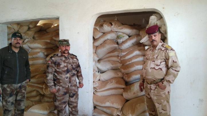 Iraq 3000 bags of urea fertilizer (1)