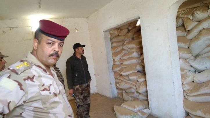 Iraq 3000 bags of urea fertilizer (2)