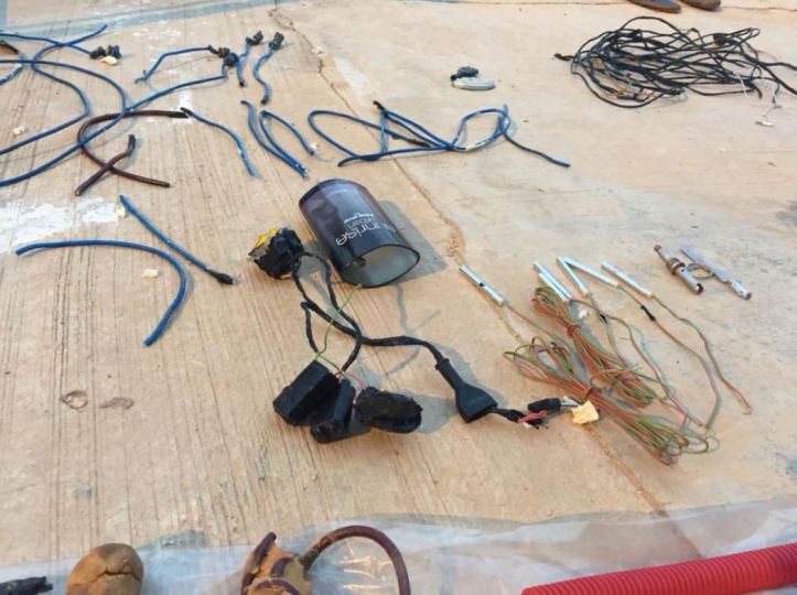 #Libya Failed to detonate device, allegedly packed w154kg of explosives, visually 12 PRB M3 = 81.6kg #ISIS #Misrata (1)#VBIED that failed to detonate outside #Misrata courthouse #ISIS al