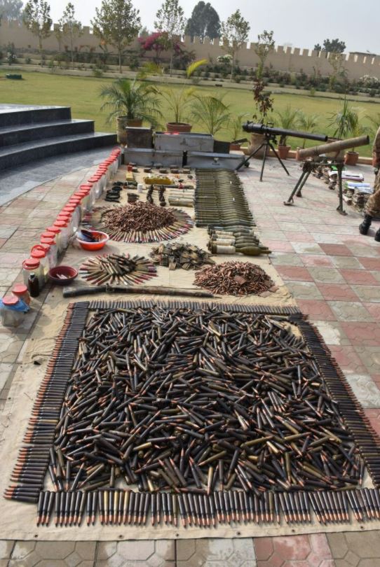 Operation Raad ul Fasaad Balochistan FC Balochistan and intelligence agencies conducted an IBO on terrorist hideout in Zhob (4)