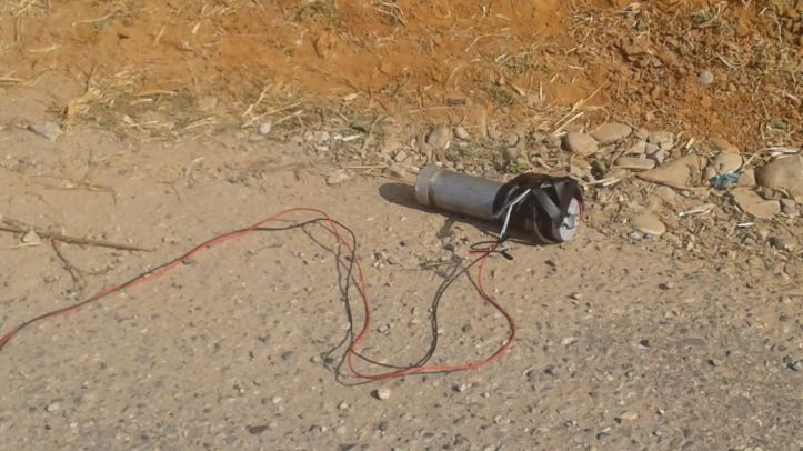 A Bomb disposal team from Nepali Army defused Improvised Explosive Devices (IEDs) placed at Jeevanpur, Dhunibesi Municipality-4 and Jiljulari-5, Dhading on November 26, 2017 (1)