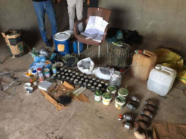 #Egypt- police kills 11 militants in #Ismailia, discover weapons, IED making materiel, other equipment meant to attack vital installations in #Sinai, including Christian worship places t