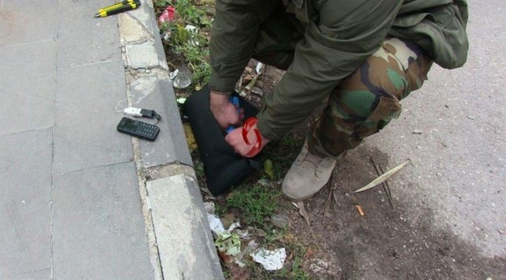 On November 29, the Syrian Intelligence foiled a double terrorist attack in Homs city, after successfully arresting two suicide bombers, according to the Syrian al-Ekhbariya TV. The pro