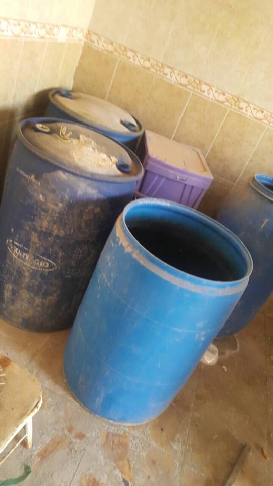 The Intelligence of 15th Infantry Division has seized a factory of manufacturing IEDs in the right side of Mosul city (4)
