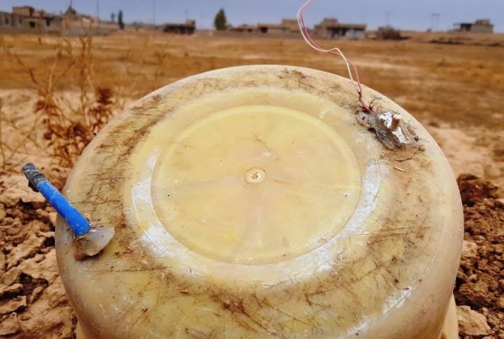 This Improvised Landmine (ILM) is fabricated by ISIS on a large scale. This appears to be the 4th generation of ILM IED used in defensive minefields around fighting positions close to ci