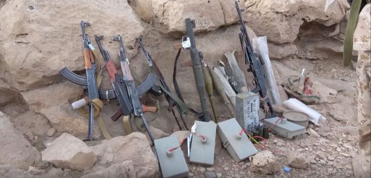 Some interesting weapons captured from Houthi forces in Midi (1)